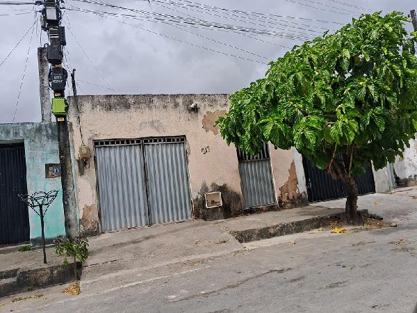 Casa da Caixa em PACATUBA / CE - 1555523730661