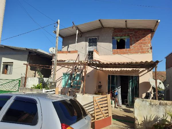 Casa Caixa em PIRAUBA / MG - 8444404531106