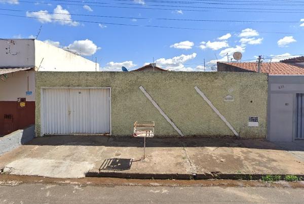 Casa da Caixa em UBERABA / MG - 8444406640794