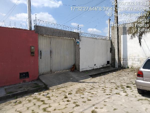 Casa da Caixa em TEIXEIRA DE FREITAS / BA - 8444417445475