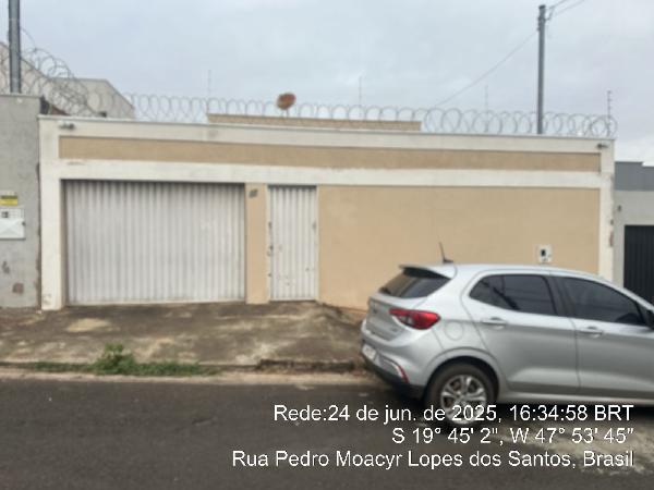 Casa da Caixa em UBERABA / MG - 8444421816946