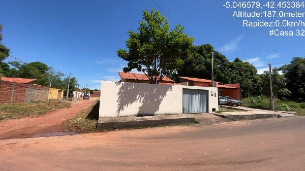 Casa Caixa em ALTOS / PI - 8444426908610