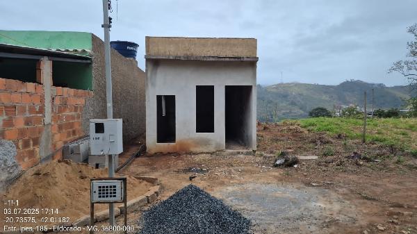 Casa da Caixa em CARANGOLA / MG - 8444427109885