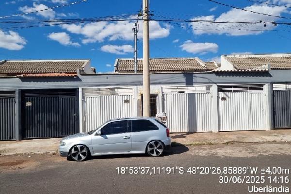 Casa Caixa em UBERLANDIA / MG - 8444433204711