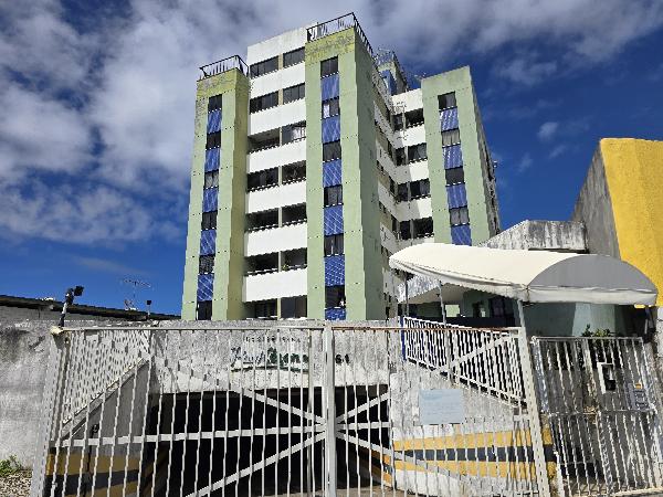 Apartamento Caixa em LAURO DE FREITAS / BA - 8555525403917