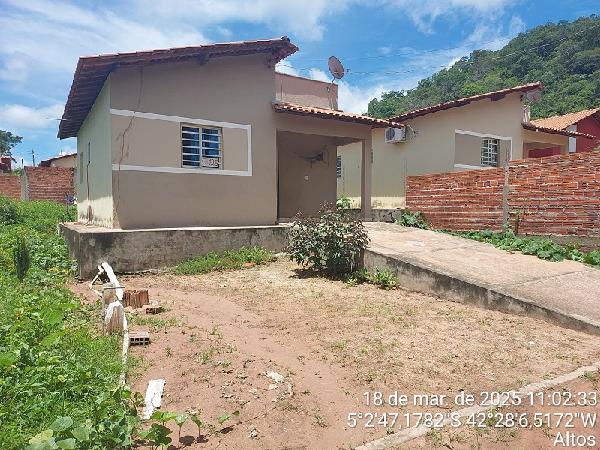 Casa da Caixa em ALTOS / PI - 8444427427526