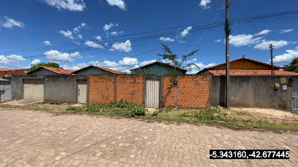 Casa da Caixa em DEMERVAL LOBAO / PI - 8444403182094