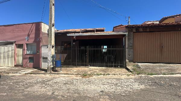 Casa da Caixa em AREADO / MG - 8444421391821