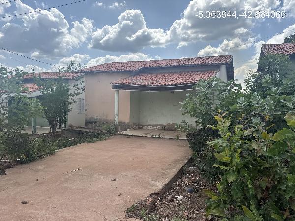 Casa da Caixa em DEMERVAL LOBAO / PI - 8444413285619
