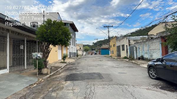 Casa da Caixa em PEDRO LEOPOLDO / MG - 8444415046395