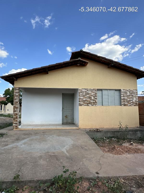 Casa da Caixa em DEMERVAL LOBAO / PI - 8444415927553