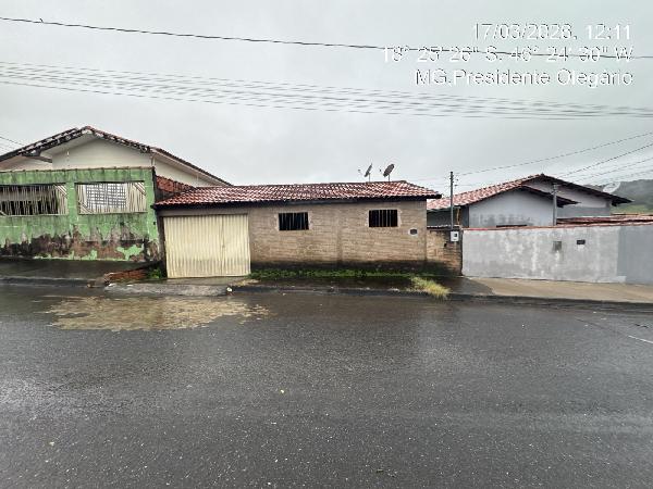 Casa da Caixa em PRESIDENTE OLEGARIO / MG - 8555517661694