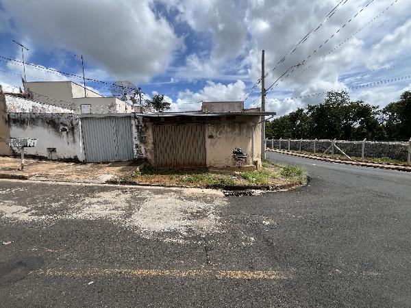 Casa da Caixa em ARAXA / MG - 8444411964373