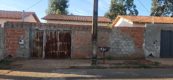 Casa da Caixa em ARAGUARI / MG - 8444424796253