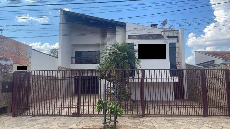 Prédio do Santander em VOTUPORANGA / SP - 02.24005