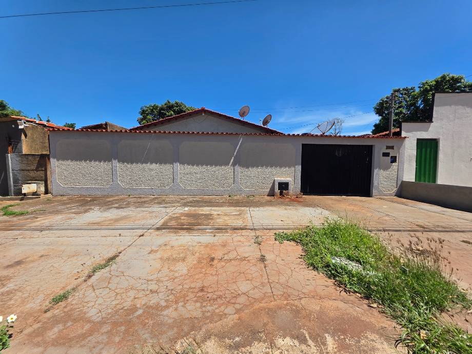 Casa do Santander em TRINDADE / GO - 02.24111
