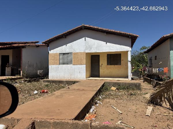 Casa da Caixa em DEMERVAL LOBAO / PI - 8444410770303