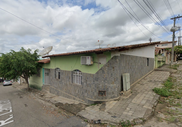 Casa Bradesco em Nanuque / MG - 4d570c1a