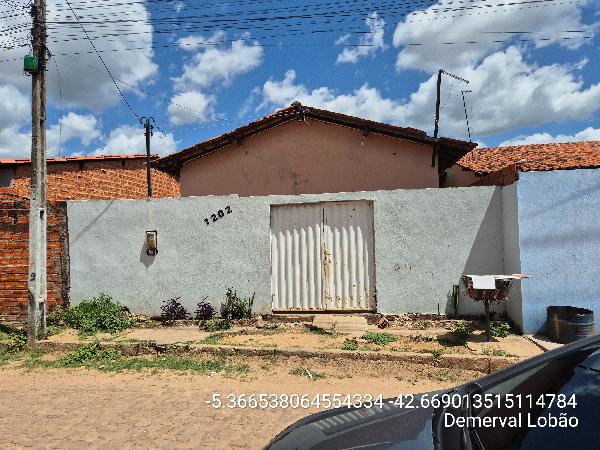 Casa da Caixa em DEMERVAL LOBAO / PI - 8444408374064