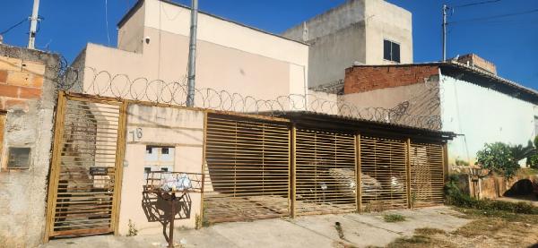 Casa da Caixa em RIBEIRAO DAS NEVES / MG - 8444417659939