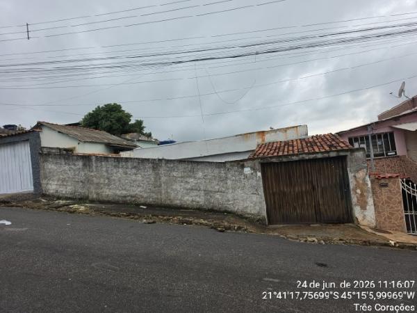 Casa da Caixa em TRES CORACOES / MG - 8444428824600