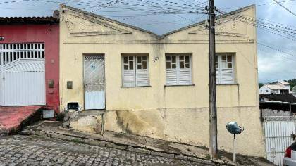 Casa do Santander em ITAPETINGA / BA - 02.27403