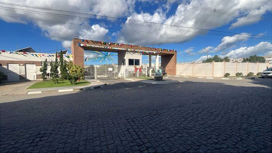 Casa do Santander em FEIRA DE SANTANA / BA - 02.25142
