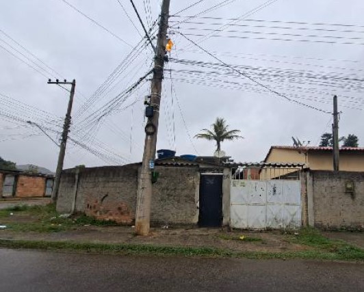 Casa da Caixa em QUEIMADOS / RJ - 3018508684411