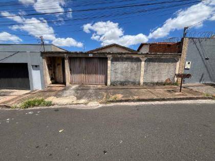 Casa do Santander em UBERLÂNDIA / MG - 02.27760